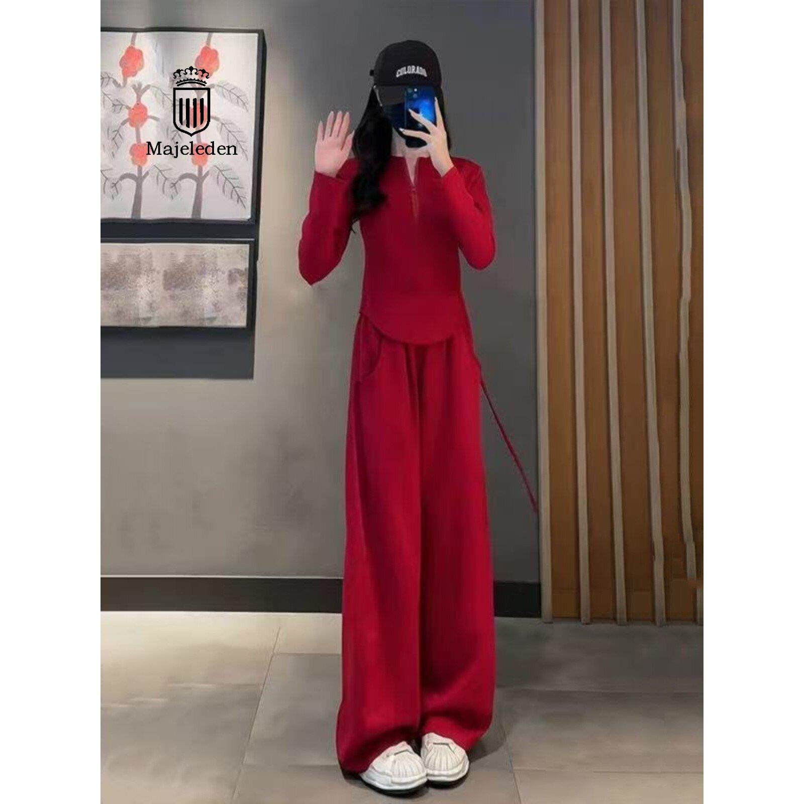 正品2026春新款休闲运动套装女加绒红色修身显瘦上衣阔腿裤两件套