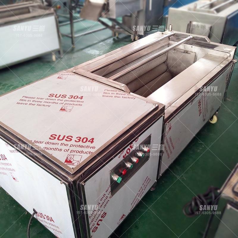 QX-1000全不锈钢 土豆芋头毛刷式清洗去皮机 萝卜清洗机