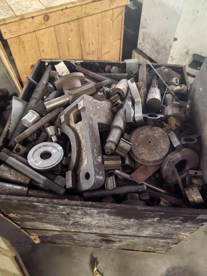 3月23日宜昌市废旧钢铁一批单价网络拍卖公告