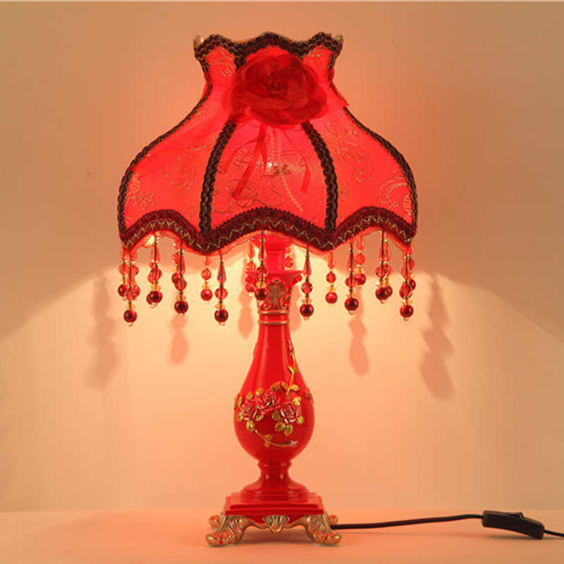 欧式台灯卧室床头灯简约浪漫时尚公主婚房暖光温馨客厅书房小夜灯