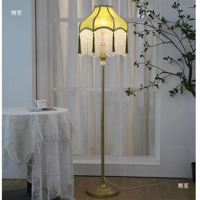 法式田园复古客厅落地灯设计感沙发灯具床头中古流苏书房立式台灯
