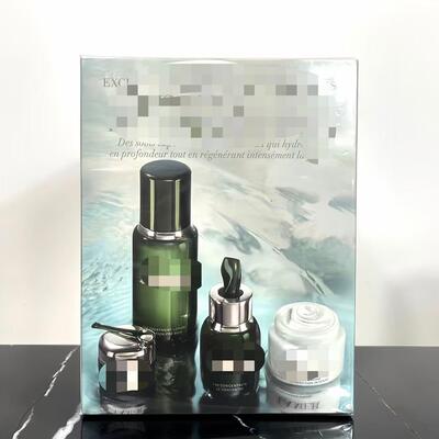 样板间护肤品摆件卫生间衣帽间梳妆台拍照品牌化妆品道具套装软装
