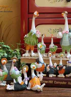 可爱的乡村田园一家四口鸡鸭鹅情侣动物摆件书房儿童房家居装饰