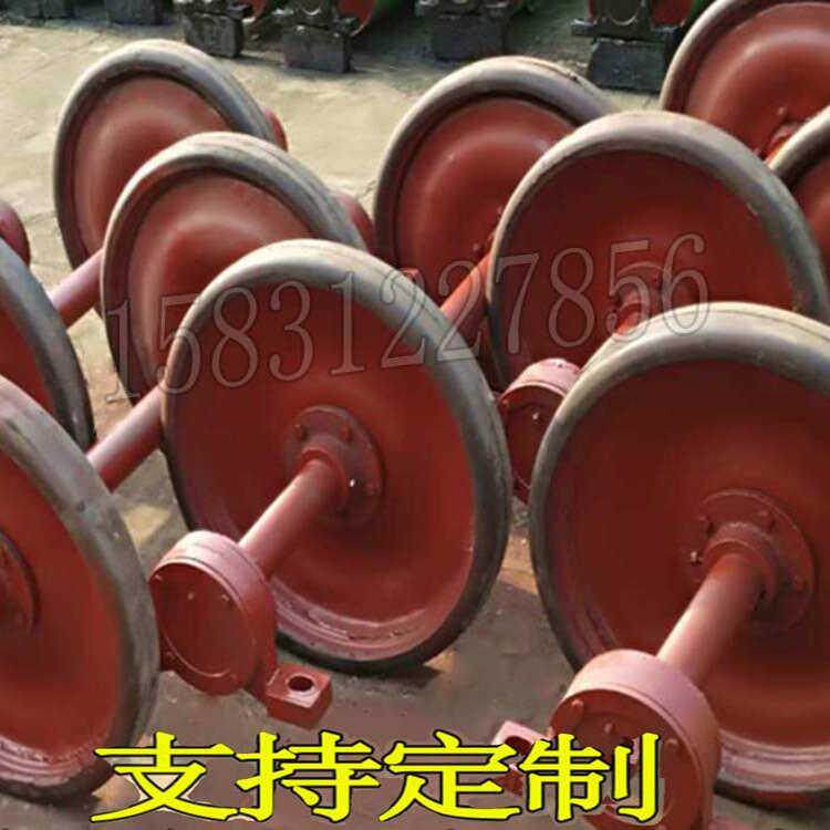 皮带机橡胶压带轮输送机无动力压带轮大倾角裙边带压轮滚筒