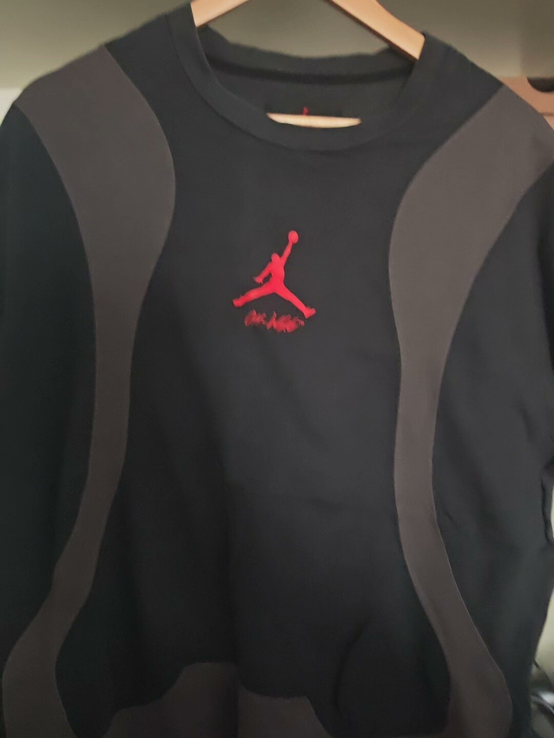 联名off whiteT恤，尺码l，欧玛，8成新喜欢的来