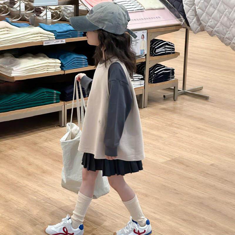 童装女童运动休闲套装秋装2025新款儿童白色马甲小女孩黑色百褶裙