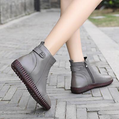 正品真皮冬季女鞋20短2新款休闲皮鞋皮平底妈4妈软羊毛靴大码马丁