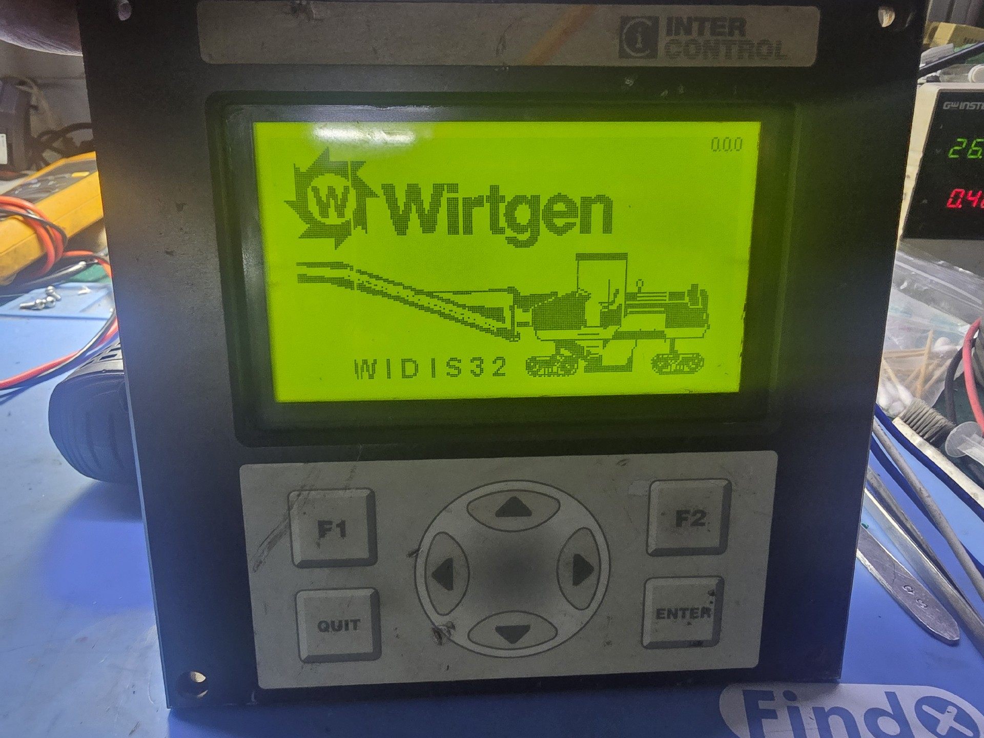 维特根铣刨机显示器。功能齐全。