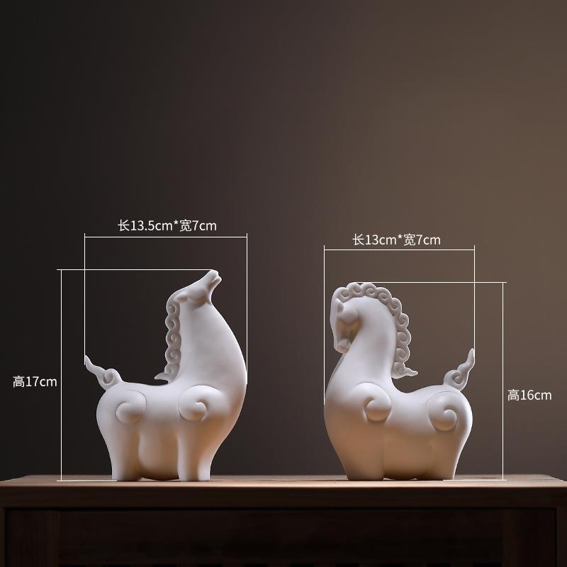 创意陶瓷马摆件厅客博玄关新装中式禅意VUT现代简约古架酒柜软饰