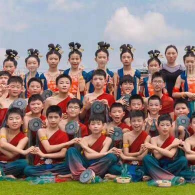 男童飞天乐鼓敦煌舞蹈服装六一儿童壁画旋鼓敦煌上铃鼓舞蹈演出服