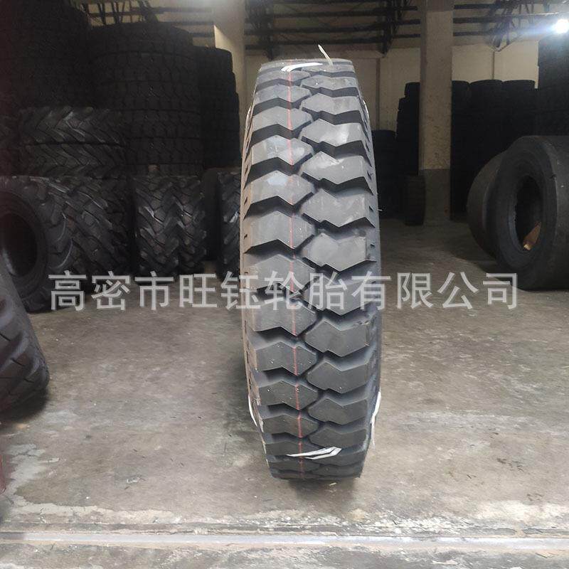 鲁飞900 1000 1100 1200-20矿山轮胎尼龙两大块工程机械轮胎