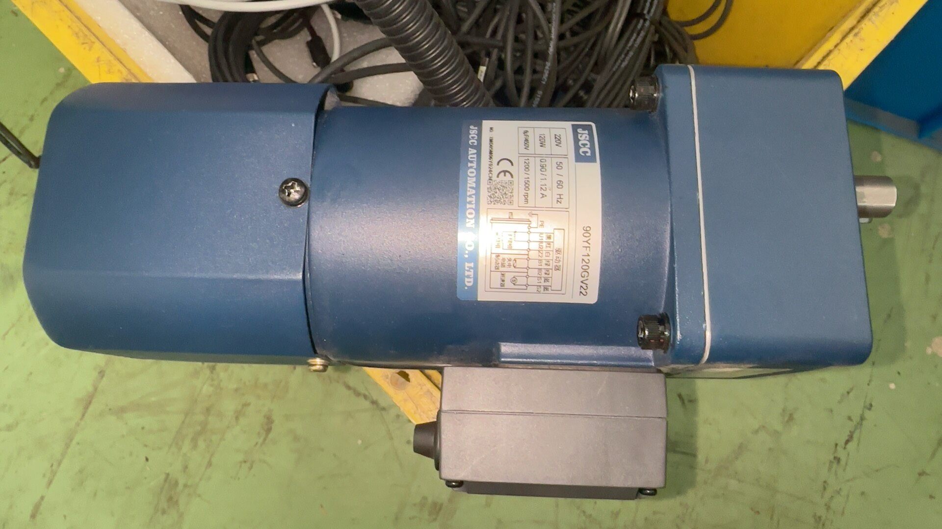 JSCC精研调速电机+90YF120GV22