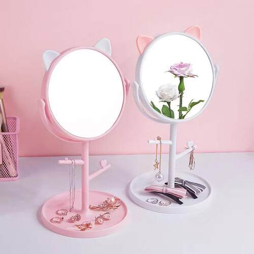 A cute and girly high-definition desktop swivel makeup mirro