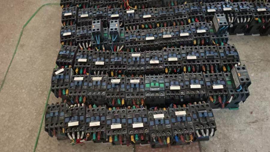 3月18日北京【京械2803】单位淘汰报废处置施耐德接触器40个（具体以实物为准，非专业人士谨慎竞拍）网络拍卖公告