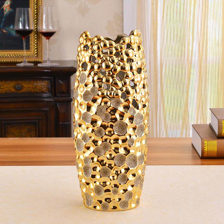 采购产品欧洲创意花瓶装饰品，干花插花，陶瓷工艺品，家庭装饰品