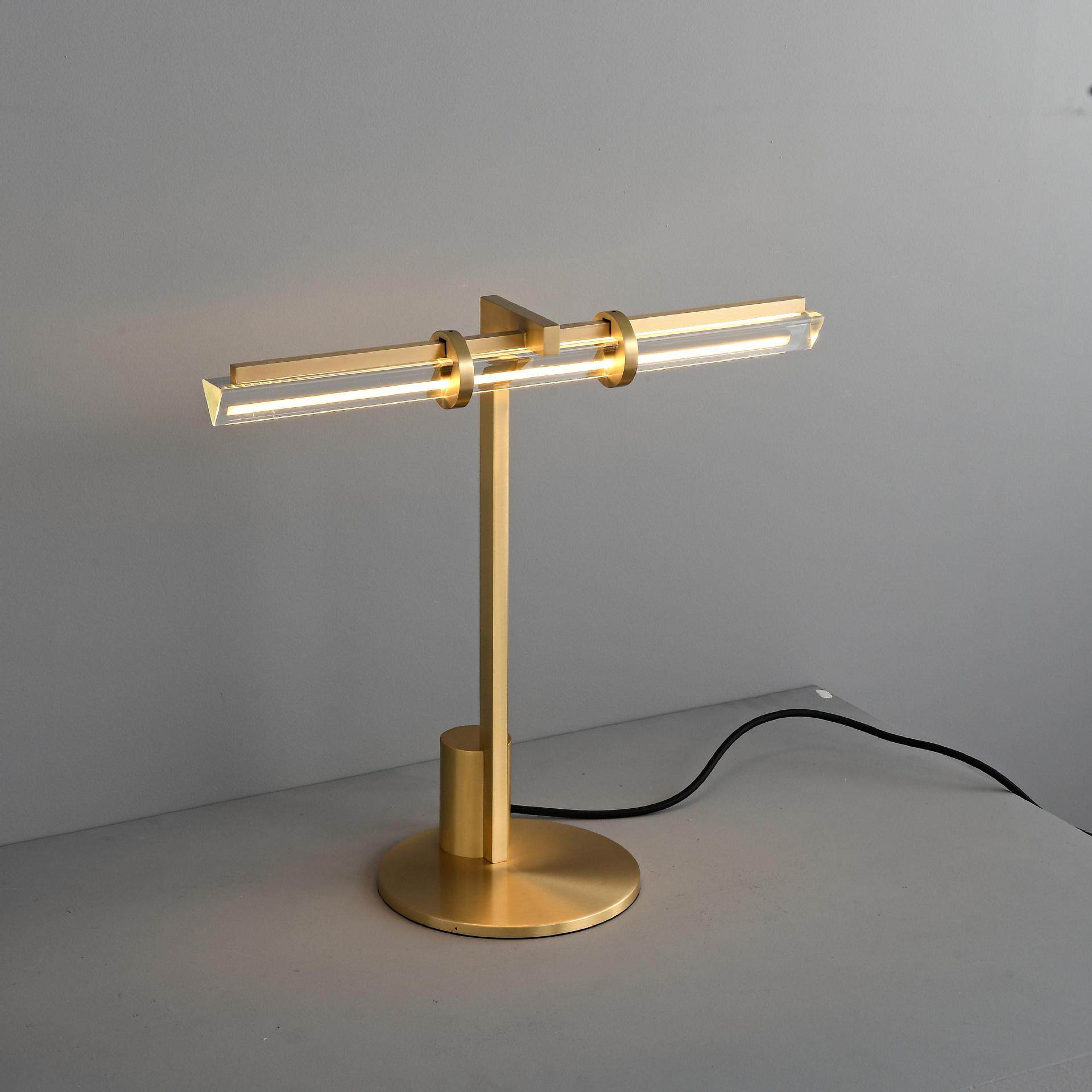 全铜水晶轻奢台灯创意简约LED设计款客厅书房卧室床头装饰氛围灯