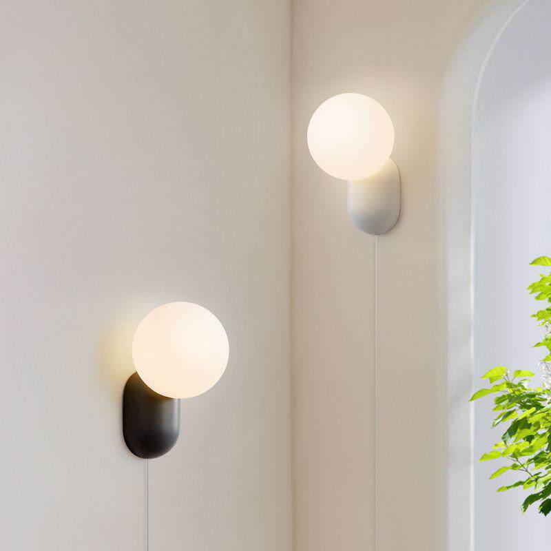 北欧奶油风壁灯卧室床头灯现代简约客厅免布线墙灯楼梯过道小壁灯