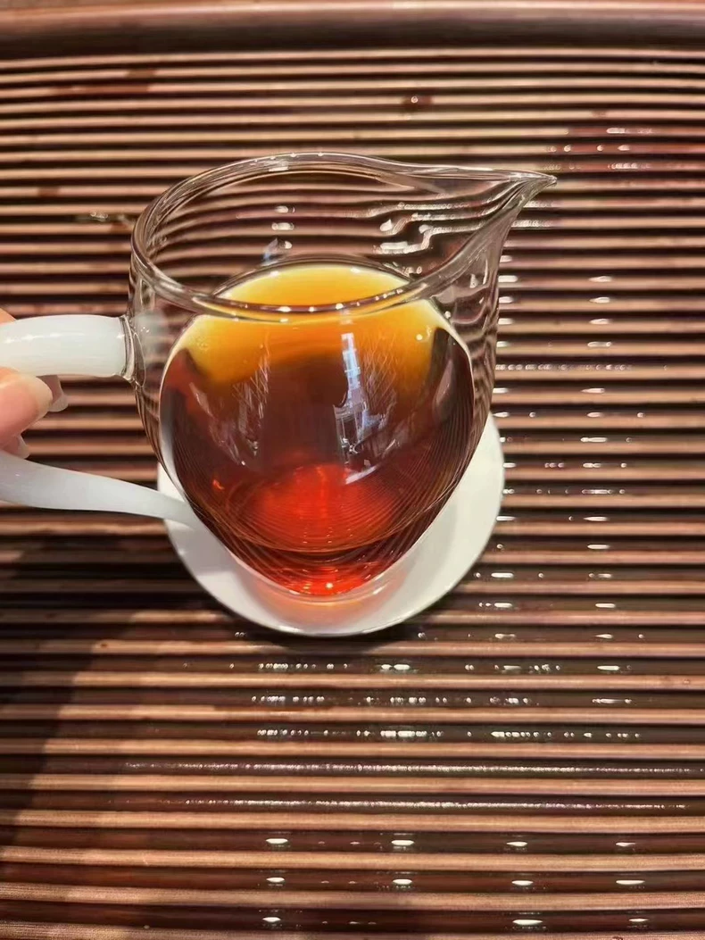 古董級別60年代冰島老生茶柱 普洱茶 BUASHOP普洱老茶