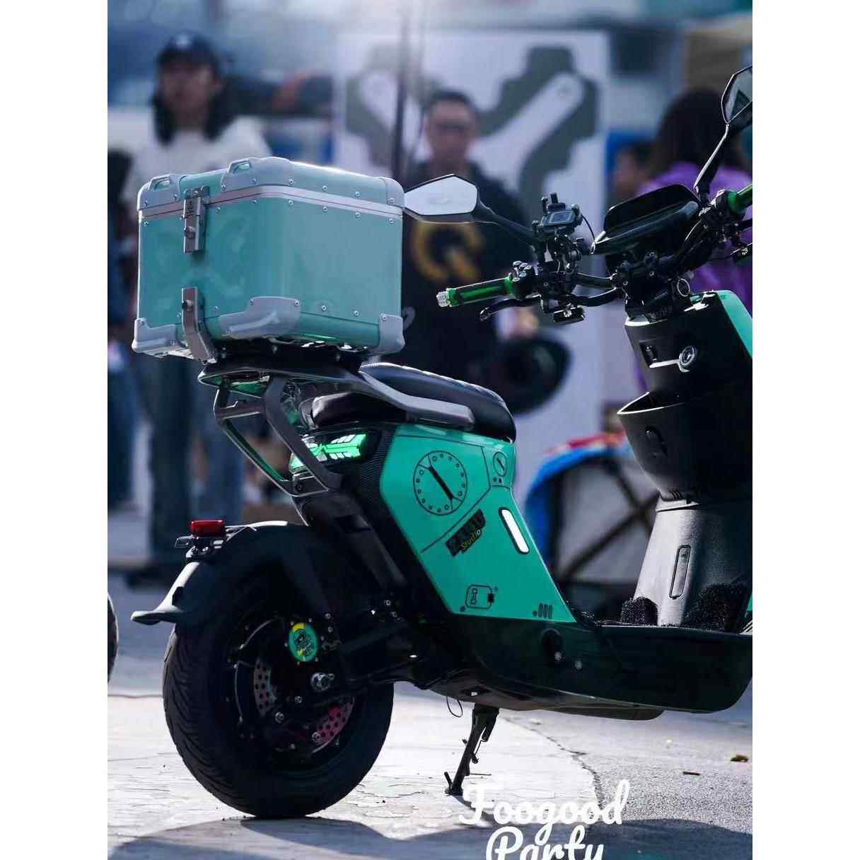 异星人摩托车铝合金尾箱姜戈踏板车后尾箱小牛电动车后备箱大容量