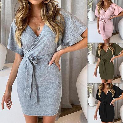 Women's backless strapless dress with wrapped buttocks,