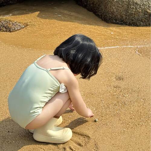 游泳衣儿童无袖防晒连体女孩裤