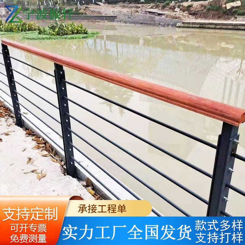厂家定制不锈钢桥梁河道防撞护栏304复合管防撞栏杆白钢桥梁立柱