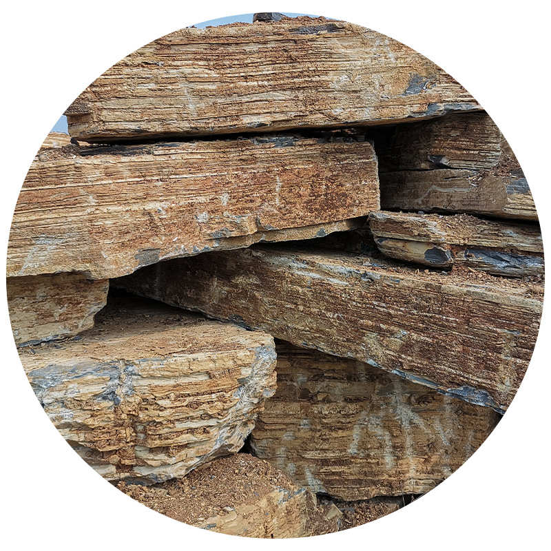 千层石景观石假山石头河道景石驳岸护坡工程石草坪石假山设计施工