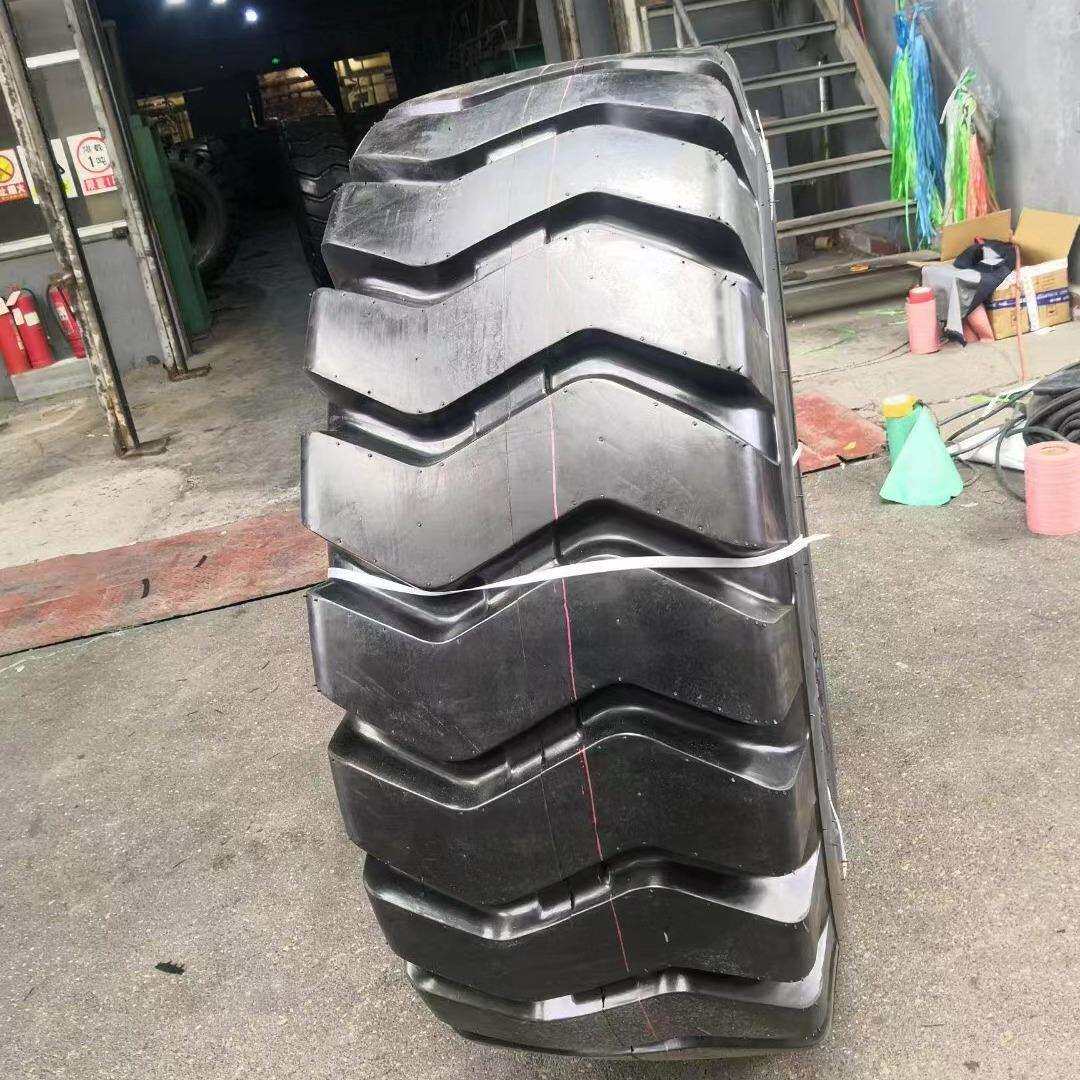 推土机装载机轮胎15/70-18 9.00-20加厚耐磨铲车工程轮胎厂家现货