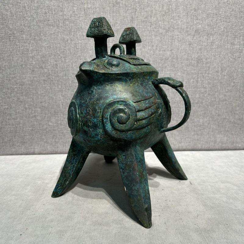 鸮方斝仿古青铜器古玩收藏摆件盛酒器展柜装饰品