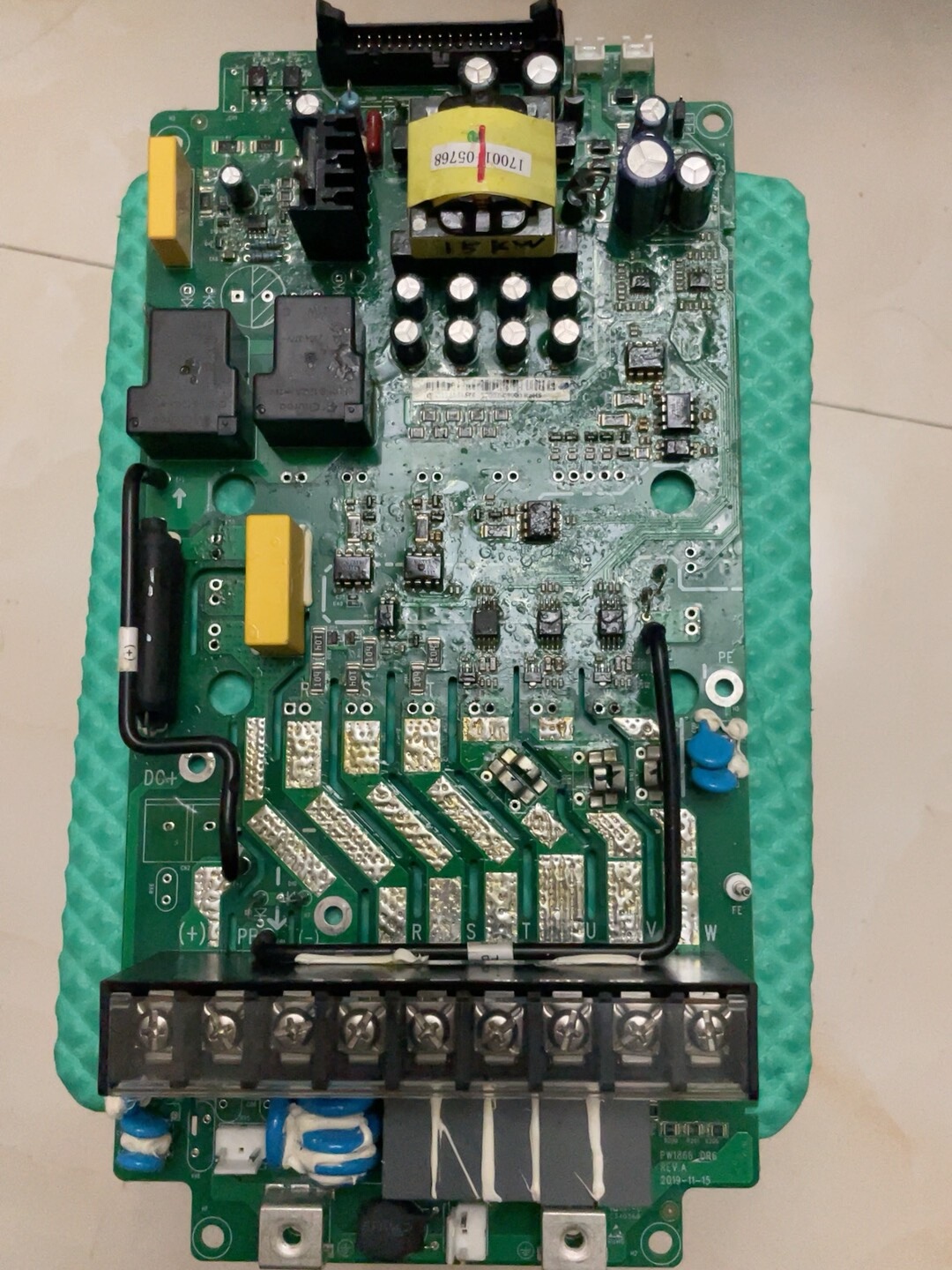 英威腾GD200Ａ-15G驱动板GD20-15G驱动板580