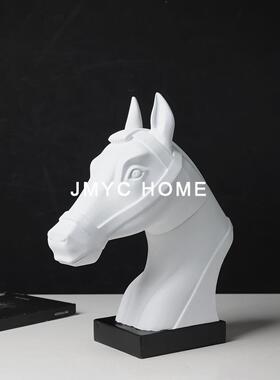 柜轻奢意式树脂黑白电马头雕摆件样板塑房视EBY柜售楼部客厅酒装