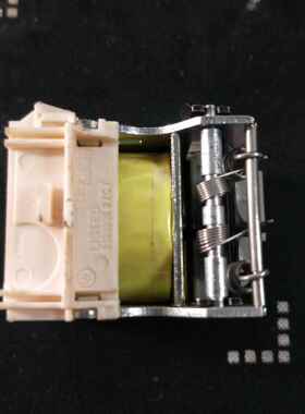 开关分励脱扣线圈nse-250380v/220V