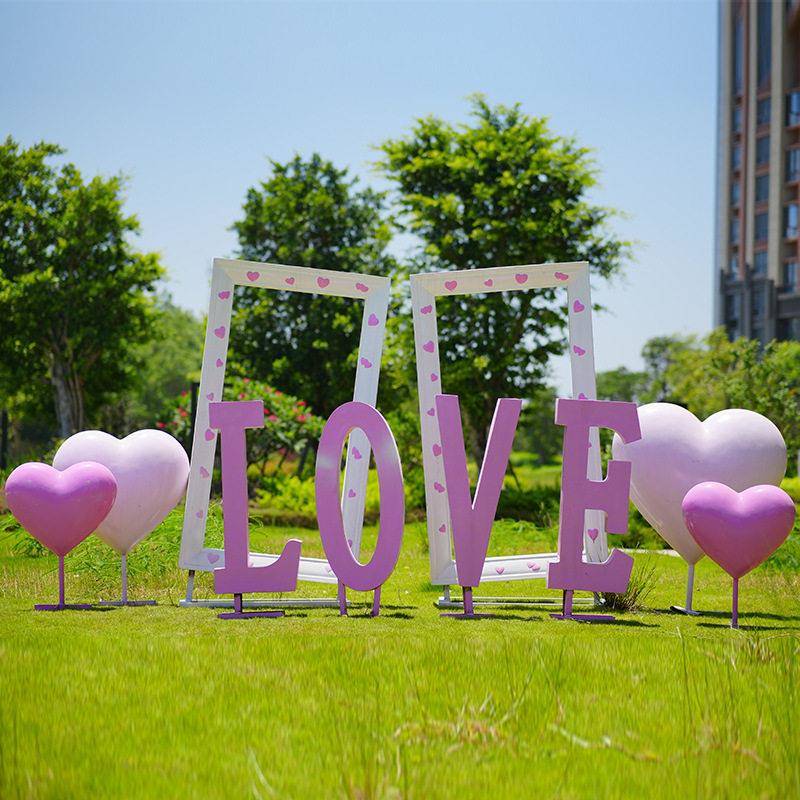 网红打卡拍照爱心love相框户外告白玻璃钢雕塑公园景区装饰美陈