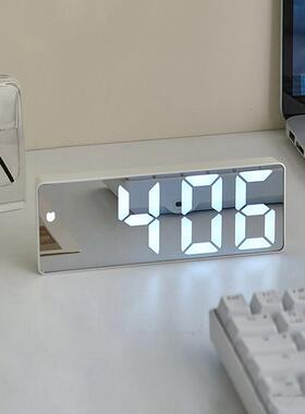 INS风格镜面LED闹钟 多功能桌面学生用银色黑色电子时钟 计时器