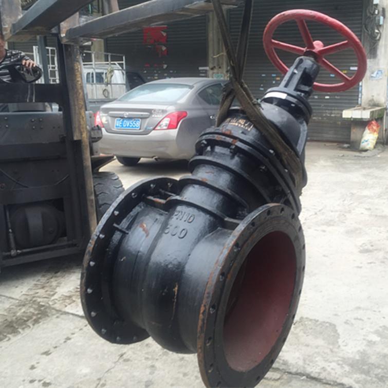 燕山阀门 铸铁法兰暗杆闸阀 铁杆Z45T-10大口径DN500-DN2200