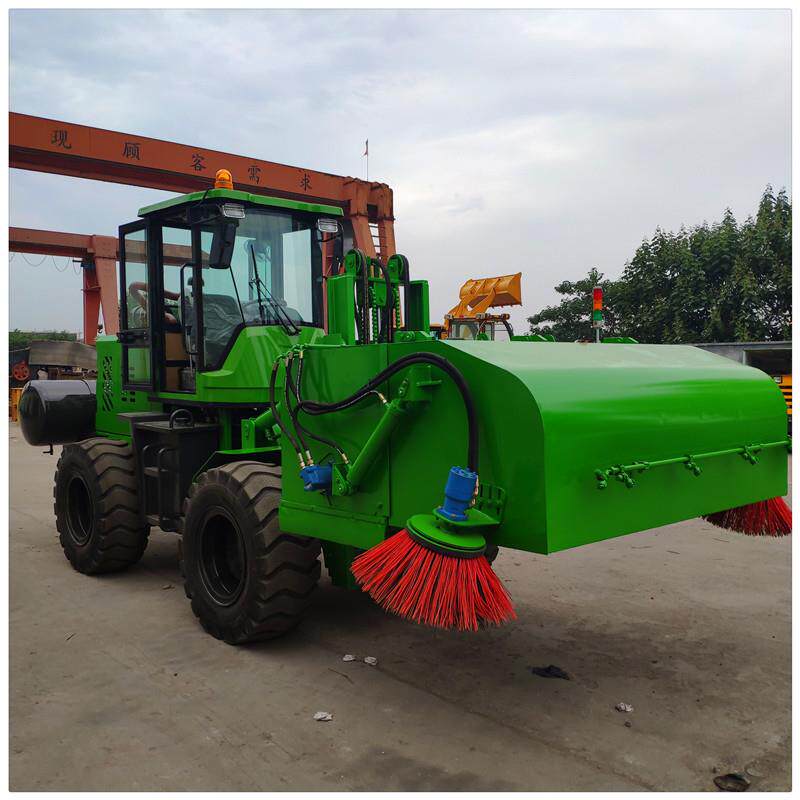 商混站 道路一体式箱体扫地机 带喷水清扫器 垂直升降自动操作
