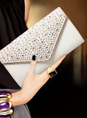潮牌韩版名媛晚宴手拿包女搭配穿旗袍水钻带礼服手包宴会小包包