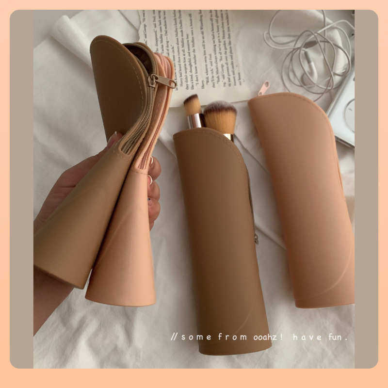 肉桂便携式收纳乌龙笔筒立式桶 拉链硅胶包旅行刷~桌面化妆⇕收,居家布艺,收纳盒,淘宝优惠券,粉丝福利购,淘宝优惠卷