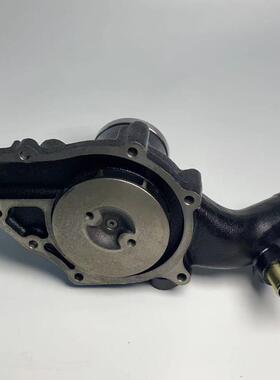 三一SY205C SY215C挖掘机发动机水泵60289472 ME990328 原厂配件