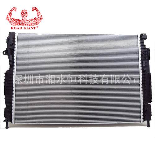 LR15901LR11768适用于发现运动L550极光L551水箱散热器