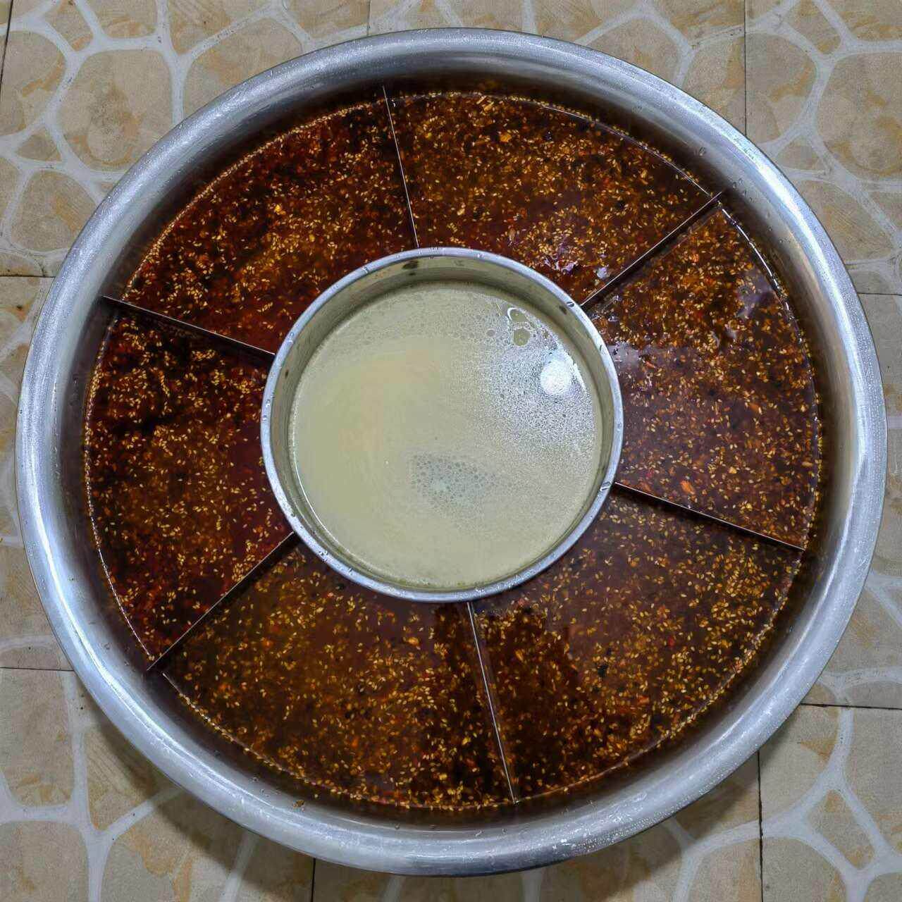 麻辣烫专用锅格子火锅锅子多格隔板分格串串水煮盆商用关东煮九宫