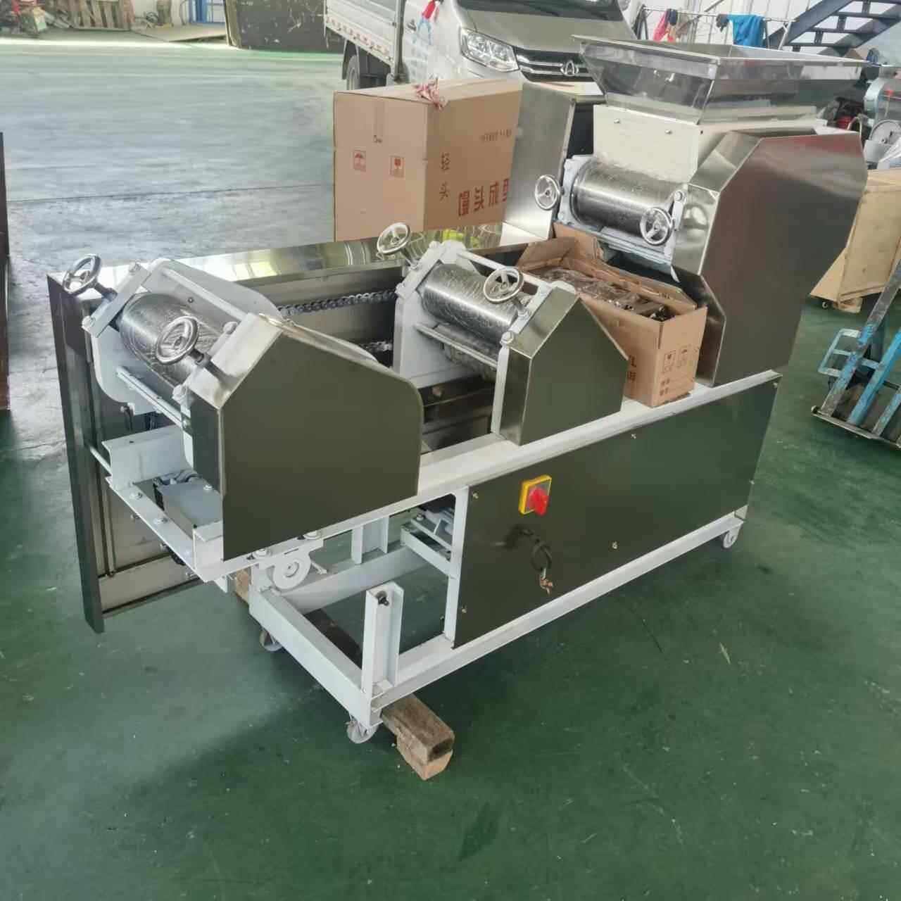 粗细面条机 猪肉鸡鸭肉切丁机多少钱 大蒜黄姜打浆机