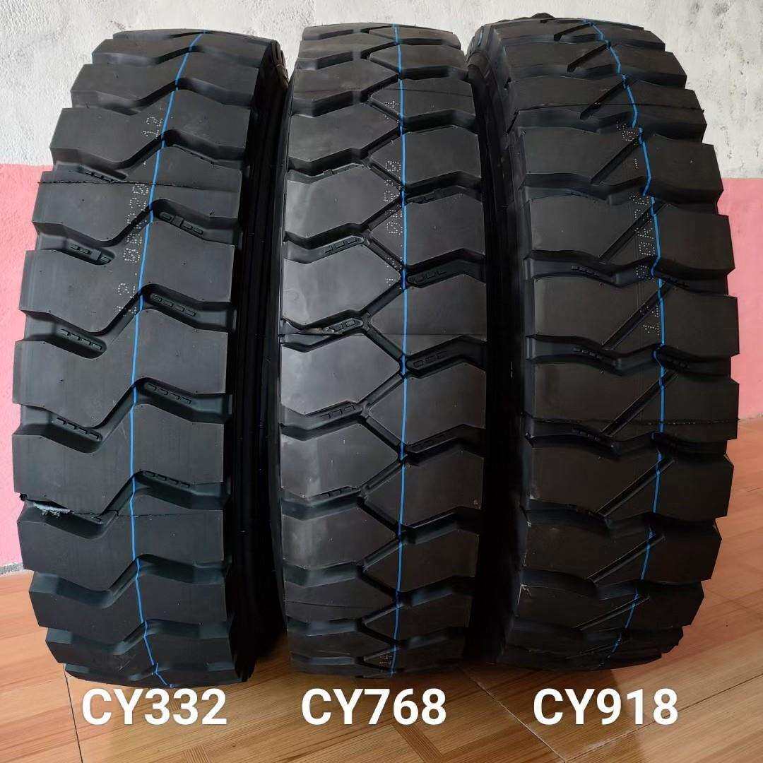 1100R20 1200R20重载货车卡车子午钢丝胎矿山渣土车轮胎10.00-20