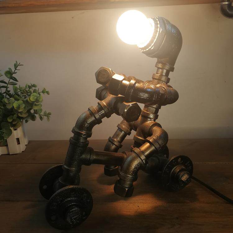 美式个性创意铁管工业复古风咖啡酒吧书桌水管机器人台灯
