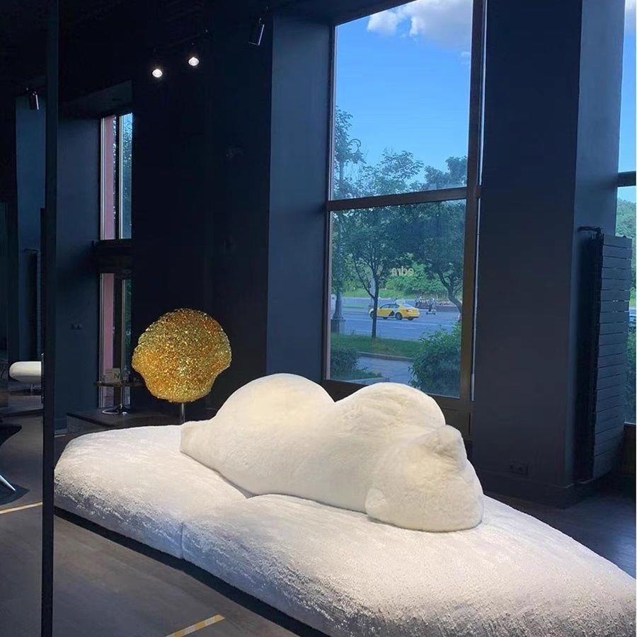 意式极简双向异形大平样板房别墅设计师大熊网红北极熊沙发客厅