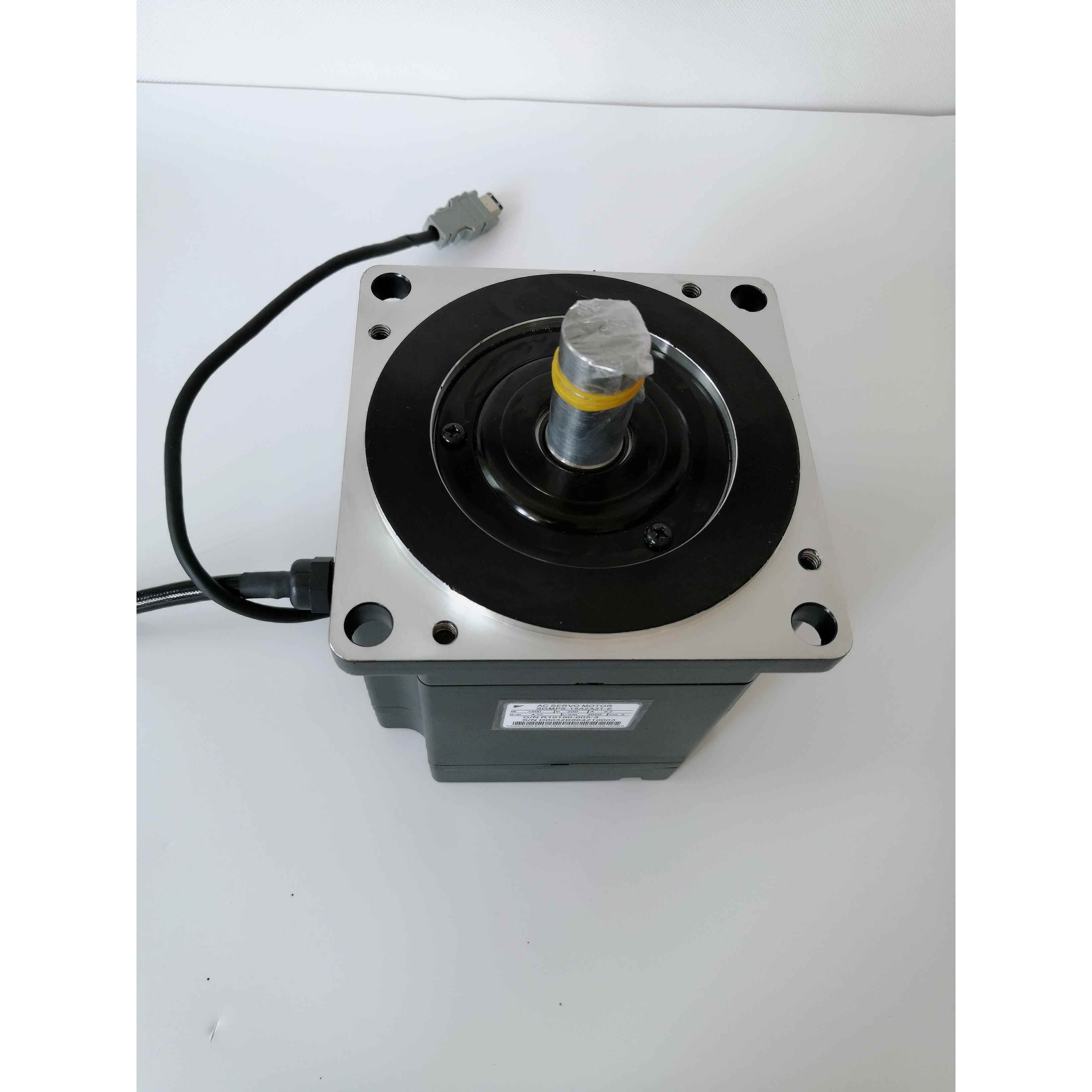 SGMGH-44A2A-YR1A 安川伺服电机 现货供应 质保1年 当天发货议价