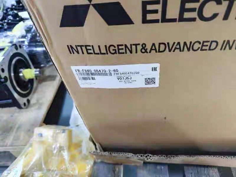 三菱变频器  FR-F840-05470-2-60 全新现货