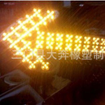 厂家供应新款车载箭头灯 扫地灯 车辆安全灯 交通设施警示灯
