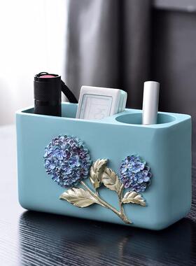 笔筒办公室桌面创意可爱时尚高级感化妆刷收纳盒装饰摆饰轻奢高档