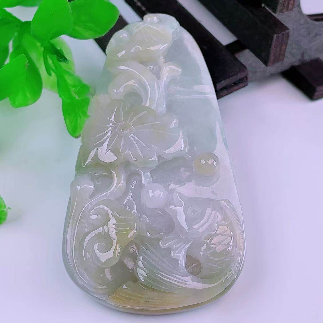 缅甸天然正品翡翠冰飘黄翡满色高端精品闪拍荷花鱼玉石吊坠60.52g,珠宝/钻石/翡翠,颈饰,淘宝优惠券,粉丝福利购,淘宝优惠卷